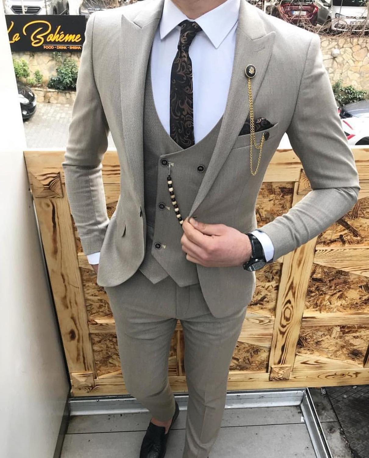 Dark Gray Men's Suit Slim Fit Peak Lapel Formal Party Prom Tuxedos Wedding  Suit